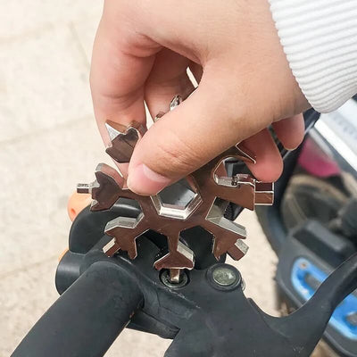18 in One Multifunctional Snow Flake Wrench And Screwdriver