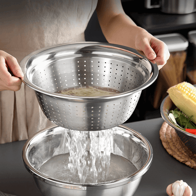 Stainless Steel Strainer and Grater
